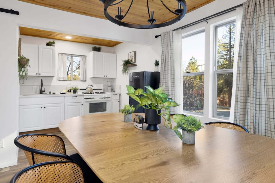 Cabin, Multiple Beds, Kitchen | Private kitchen