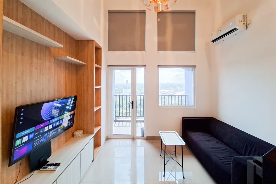 Standard Studio | Living room