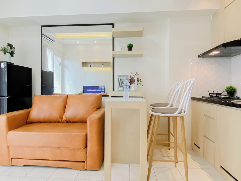 Standard Apartment | Living area