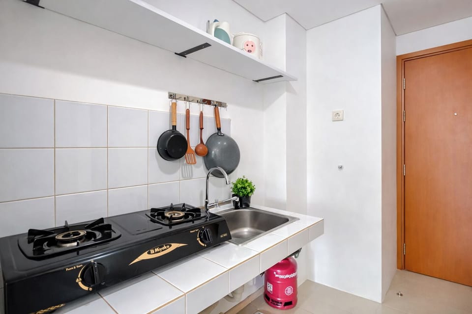 Standard Studio | Private kitchen | Electric kettle