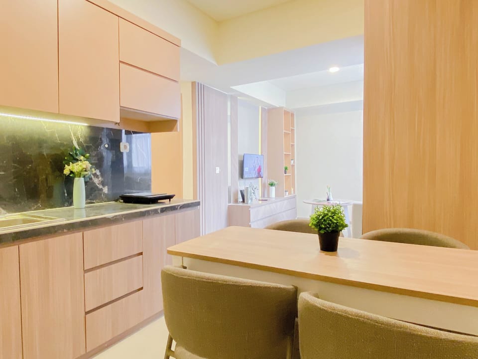 Standard Apartment | Dining room