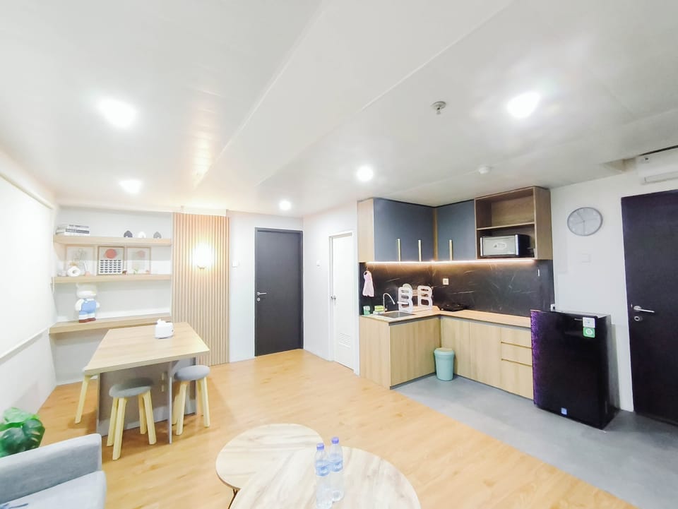 Standard Apartment | Dining room