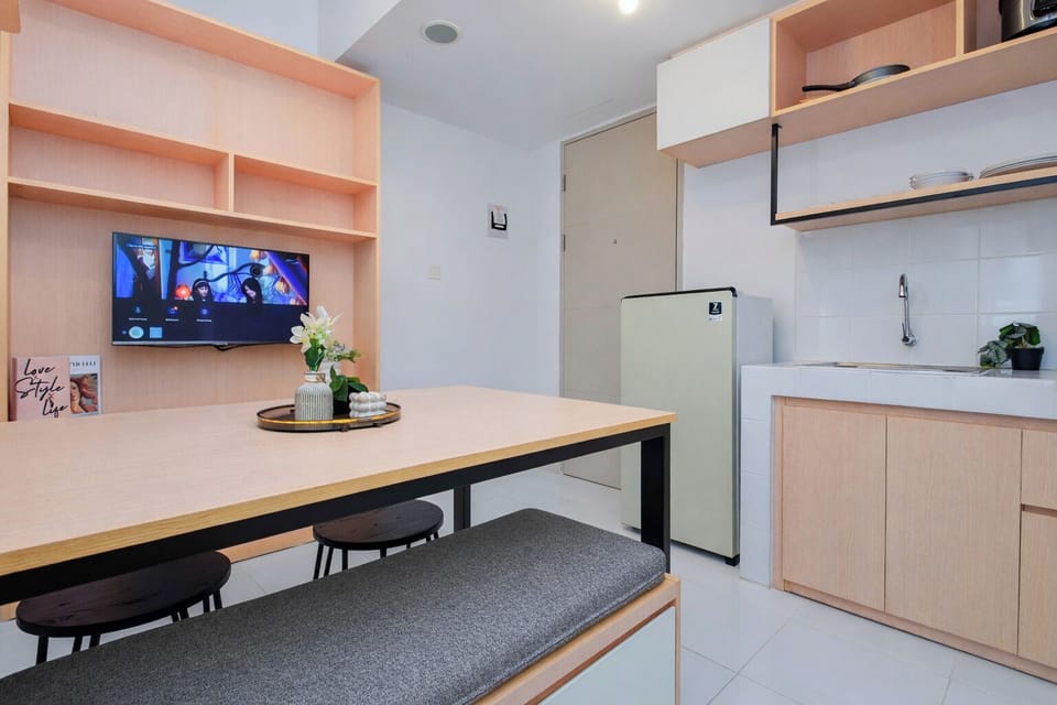 Standard Apartment | Living room