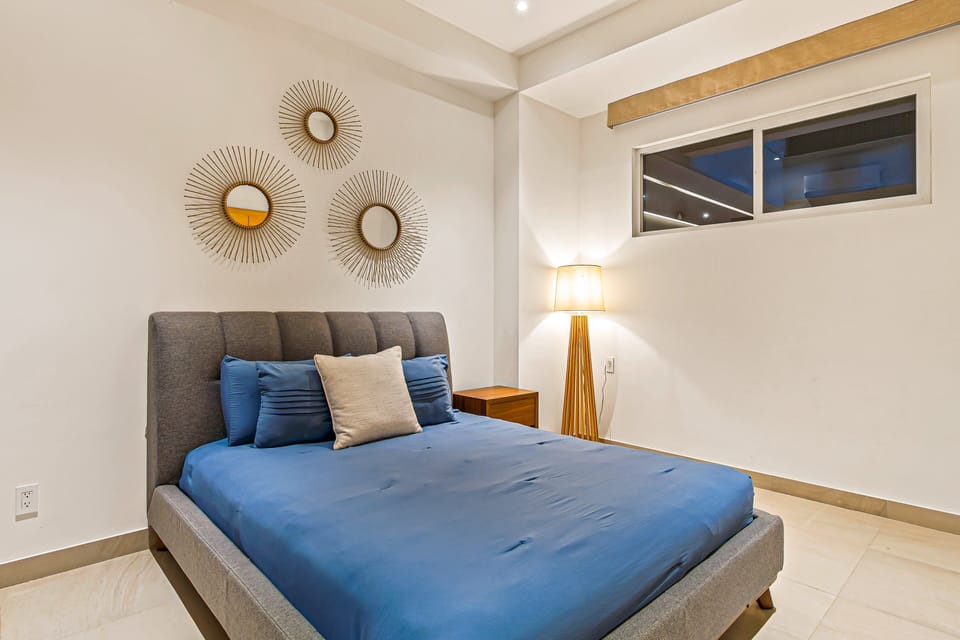 Condo, Multiple Beds, Pool Access, Garden View (Villa Toscana) | 2 bedrooms, individually decorated, individually furnished, bed sheets