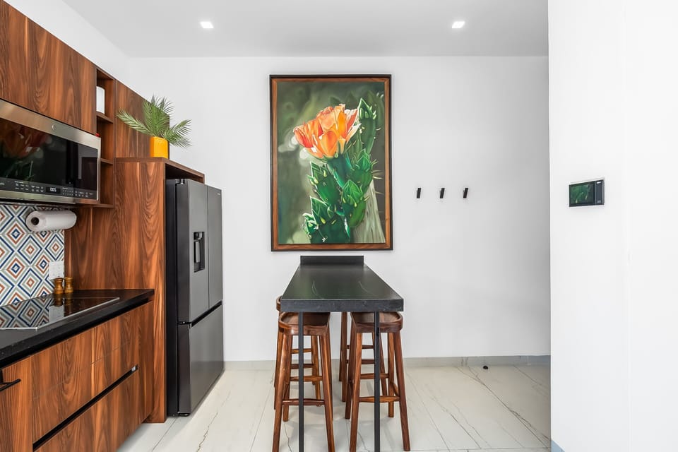 Studio, 1 King Bed, Balcony, Ocean View (Madero 320 - 310) | Private kitchen