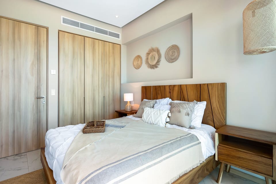 Apartment, 1 Queen Bed with Sofa bed, Balcony, Ocean View (Marítima Golf # 4A) | 1 bedroom, individually decorated, individually furnished, bed sheets