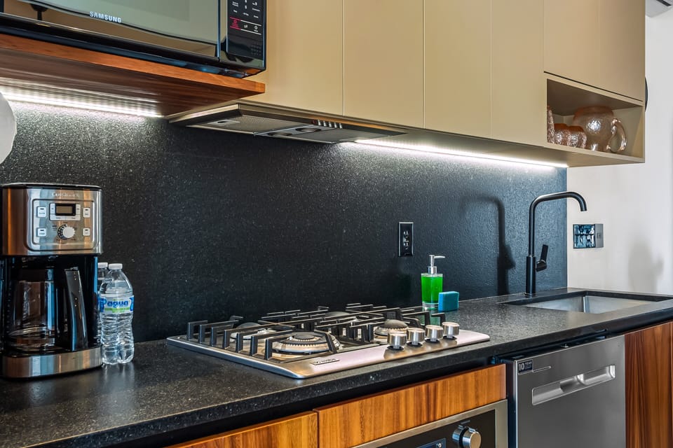 Apartment, Multiple Beds, Balcony, Garden View (5 De Diciembre) | Private kitchen
