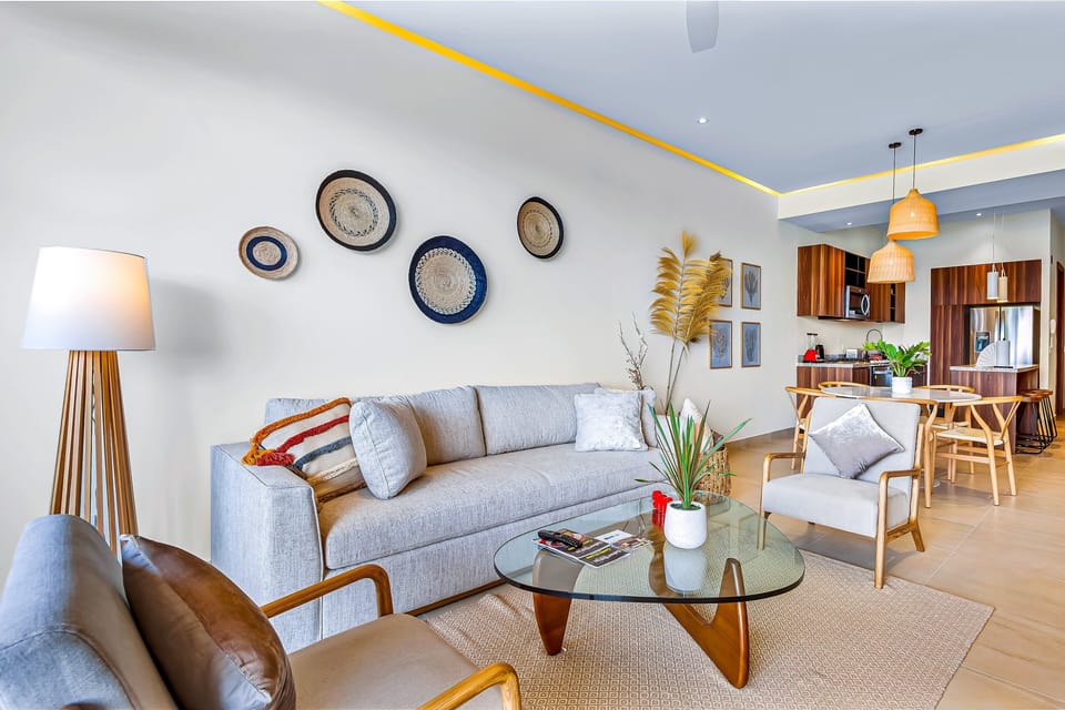 Apartment, Multiple Beds, Pool Access, City View (Twilight Tee at D'Toscana Residencial) | Living area