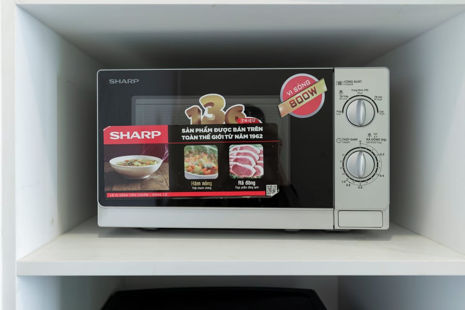 Standard Studio, Sea View | Private kitchen | Fridge, microwave, stovetop, cookware/dishes/utensils