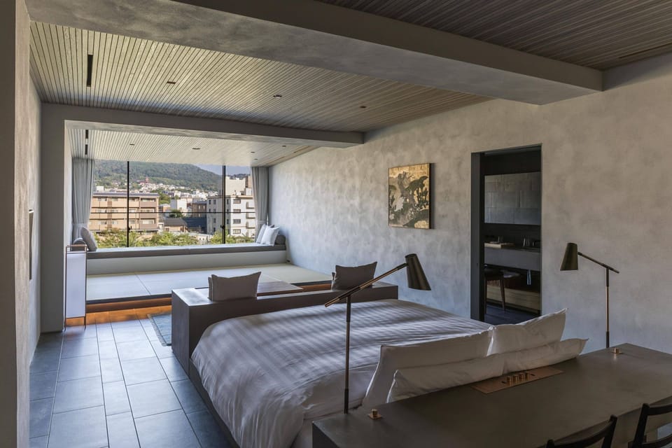 King Room with River View-4th Floor | In-room safe, desk, iron/ironing board, free WiFi
