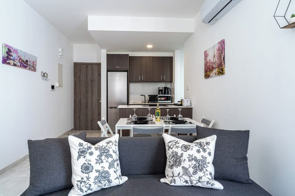 Apartment, 1 Double Bed with Sofa bed, Kitchen, City View | Interior