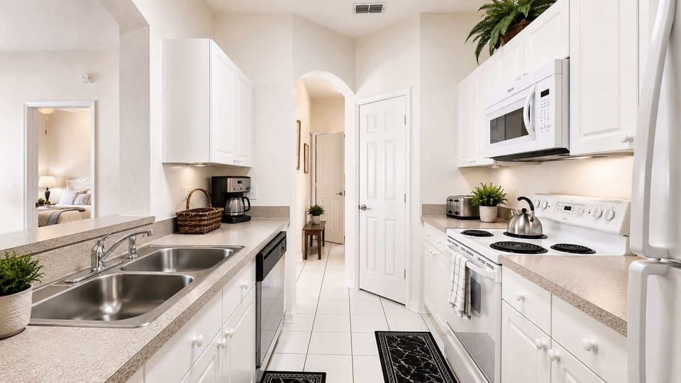 Condo, Multiple Beds, Balcony, Garden View (Universal Palms Retreat) | Private kitchen