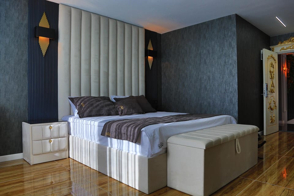 Standard Room, City View | Free minibar, in-room safe, desk, iron/ironing board