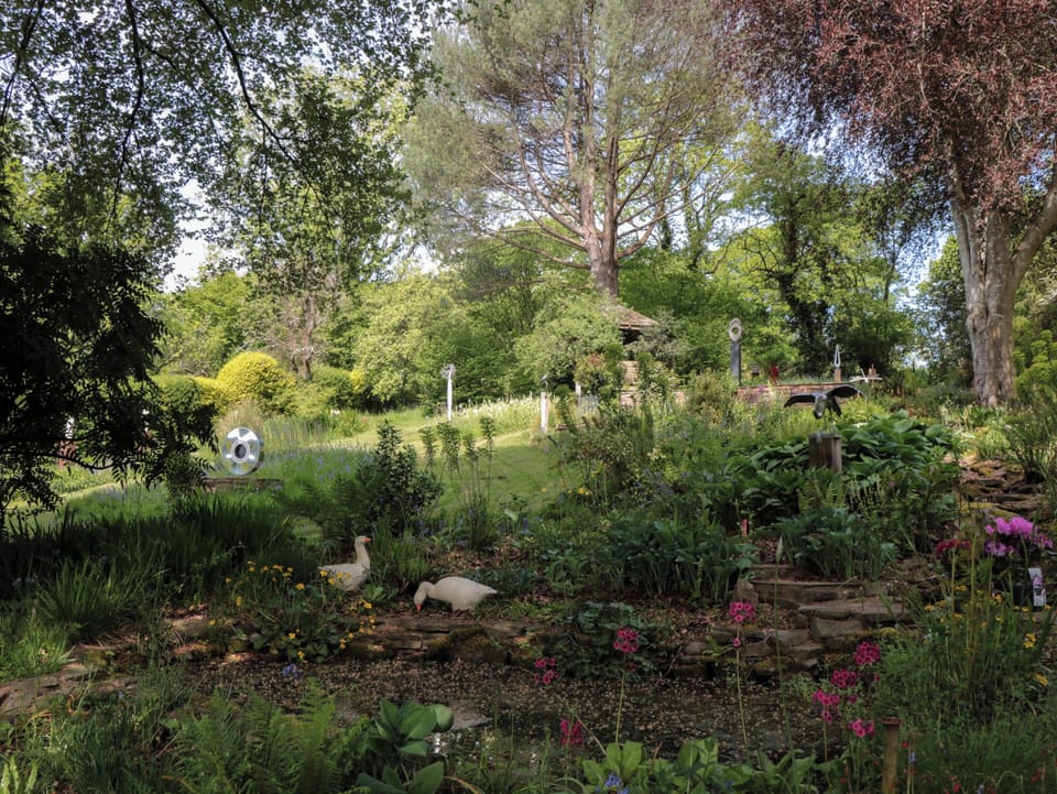 Cottage | Property grounds