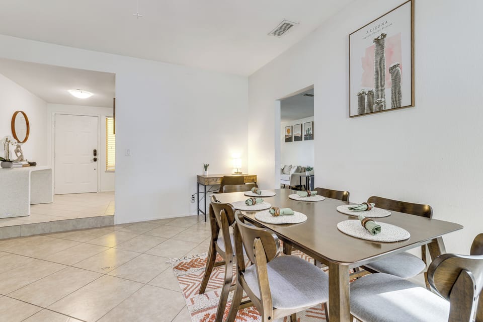 House (3 Bedrooms) | Interior