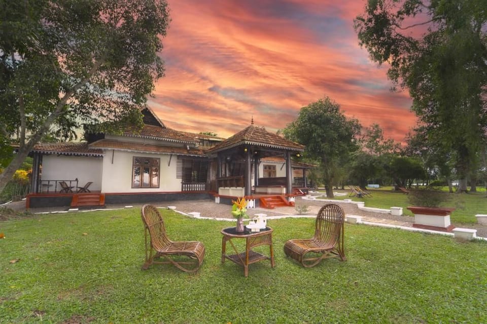 Deluxe Villa | Property grounds