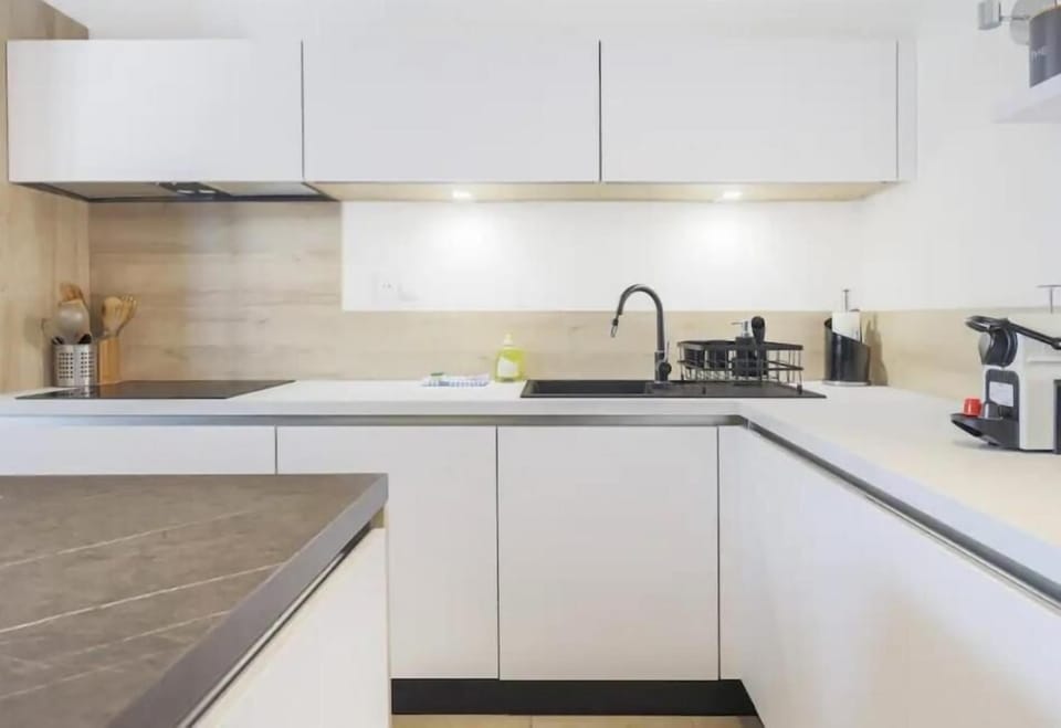 Shared fridge, microwave, highchair
