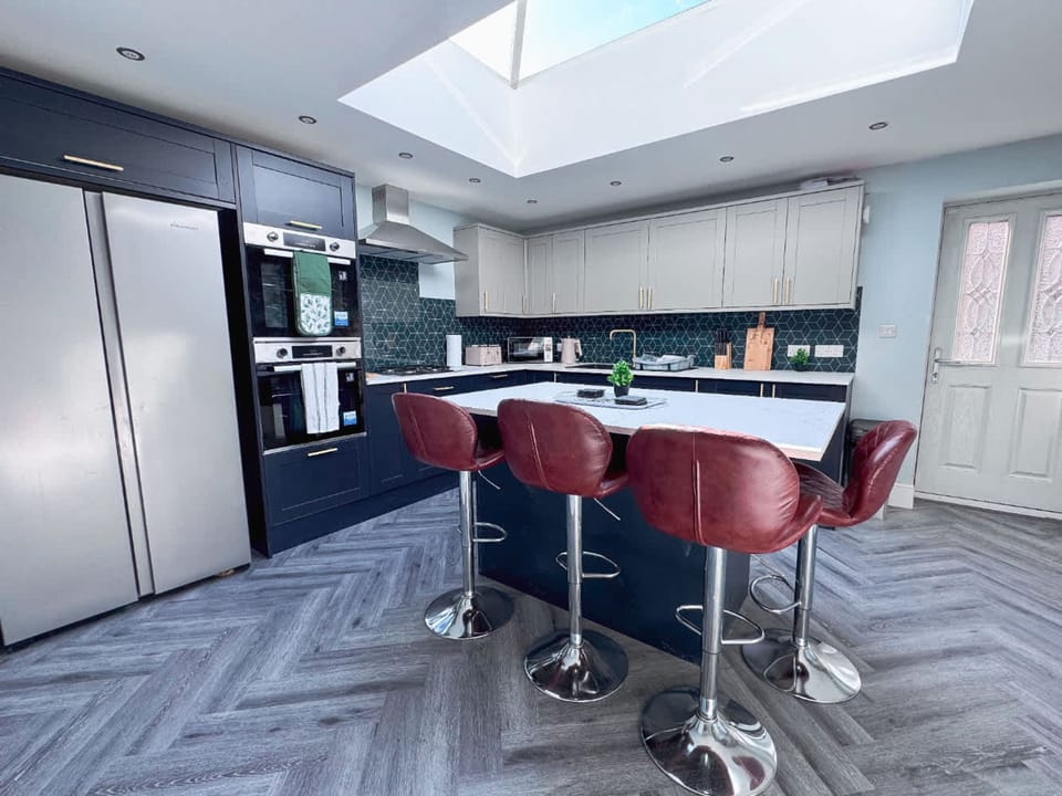 Apartment | 5 bedrooms, Internet