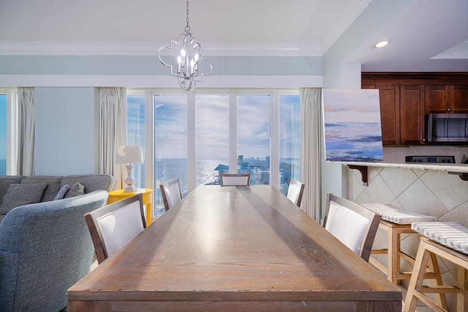 Condo, 4 Bedrooms | Dining
