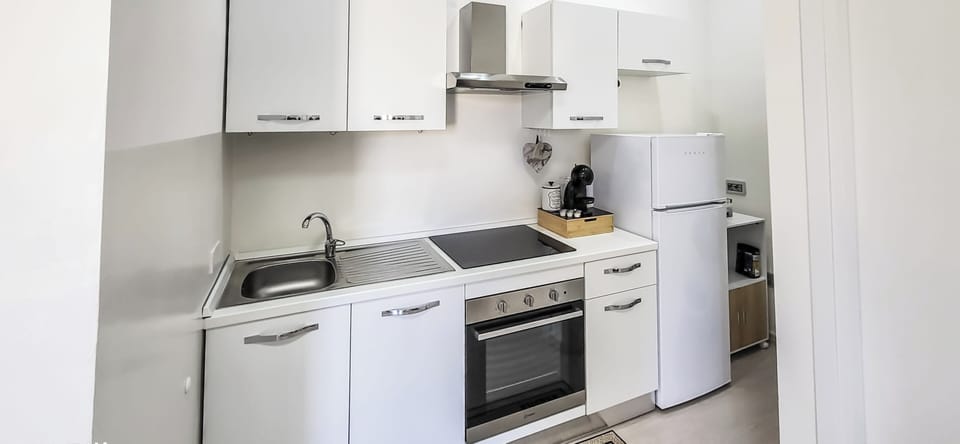 Condo, Balcony | Private kitchen