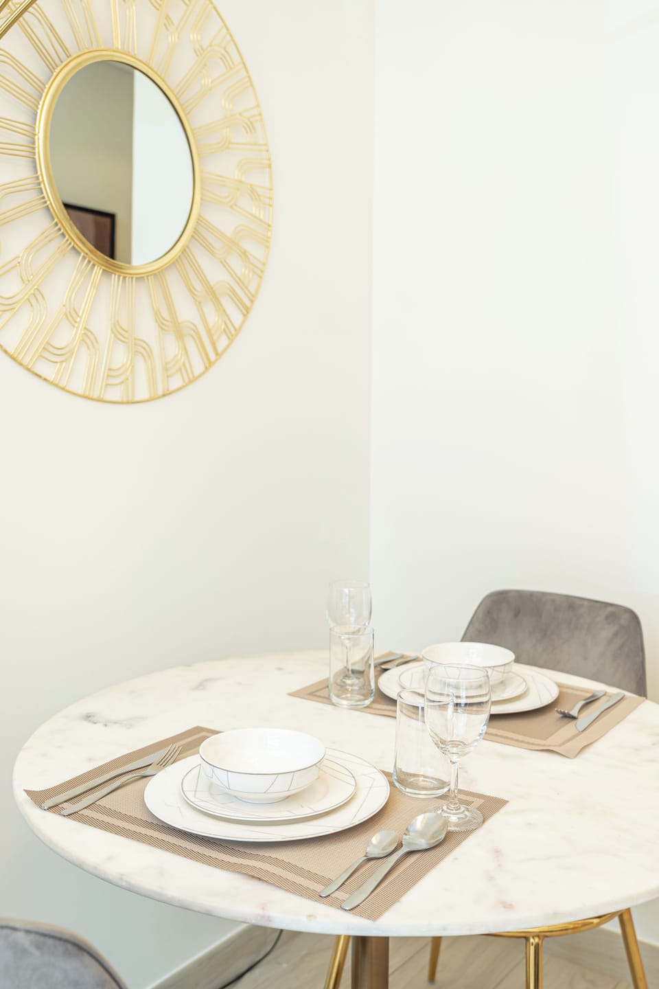 Exclusive Studio, Non Smoking, City View | Dining