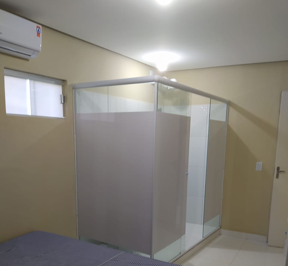 Desk, iron/ironing board, WiFi (free)