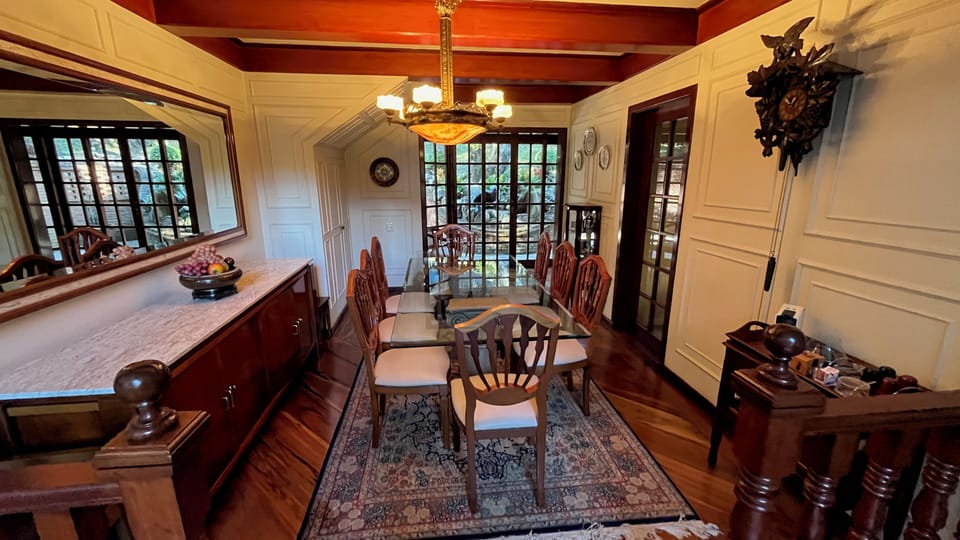 Chalet | Dining