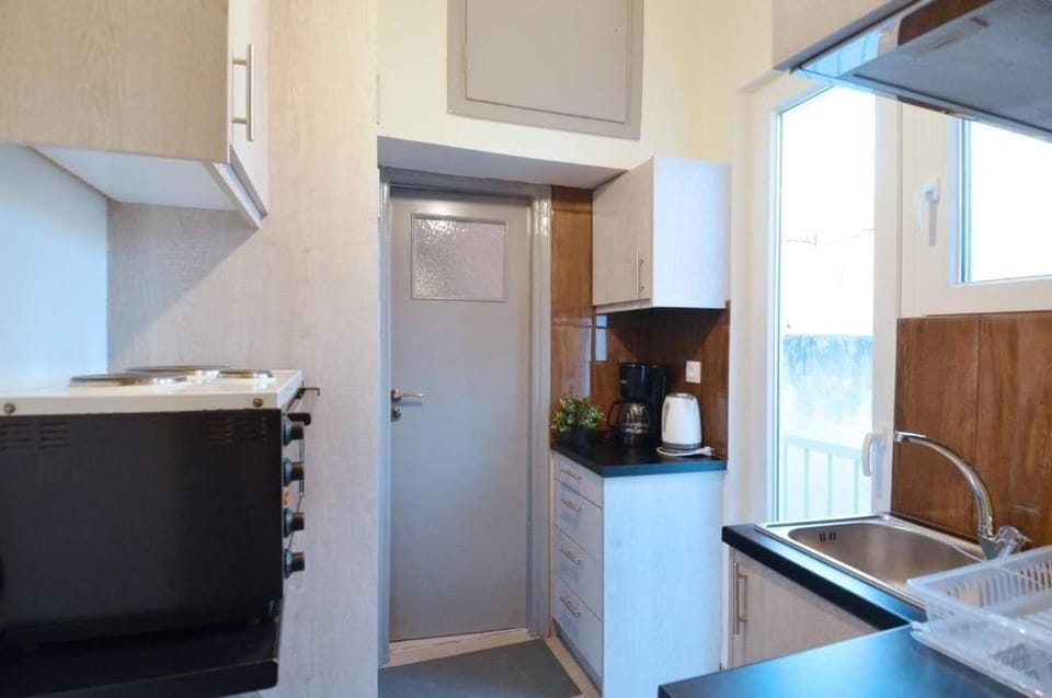 Apartment, Balcony | Private kitchen