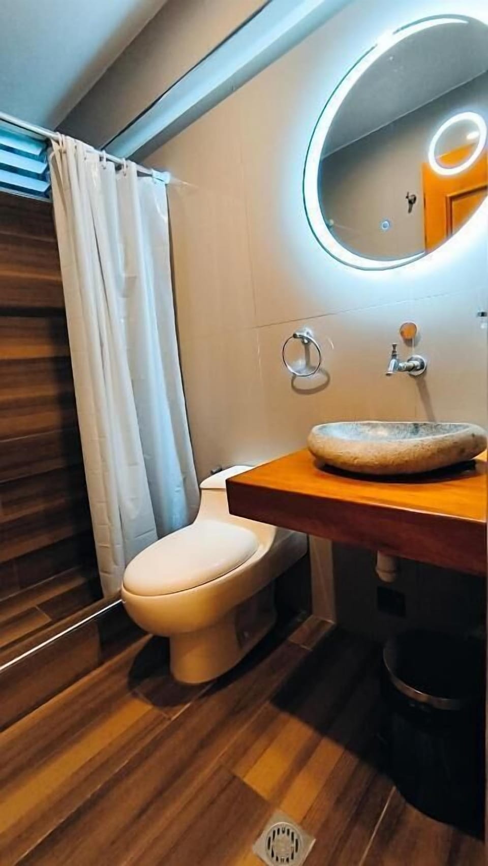 Standard Double Room, Garden View | Bathroom | Shower, hair dryer, towels, soap