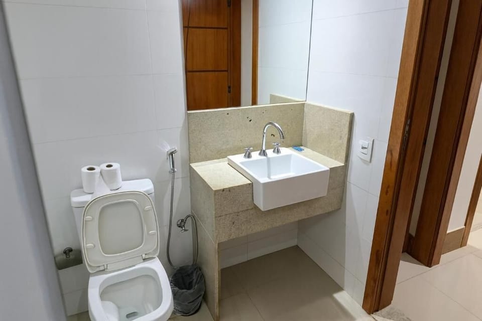 Double Room | Bathroom | Shower, hair dryer, towels, toilet paper