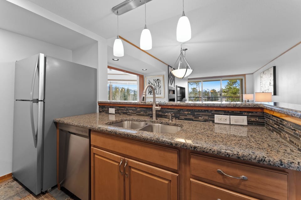 Condo (1 Bedroom) | Exterior