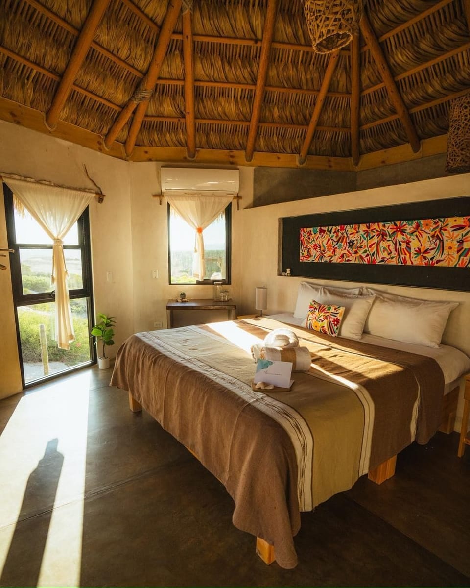 Basic Room, Balcony, Desert View | Minibar, laptop workspace, WiFi (free), bed sheets