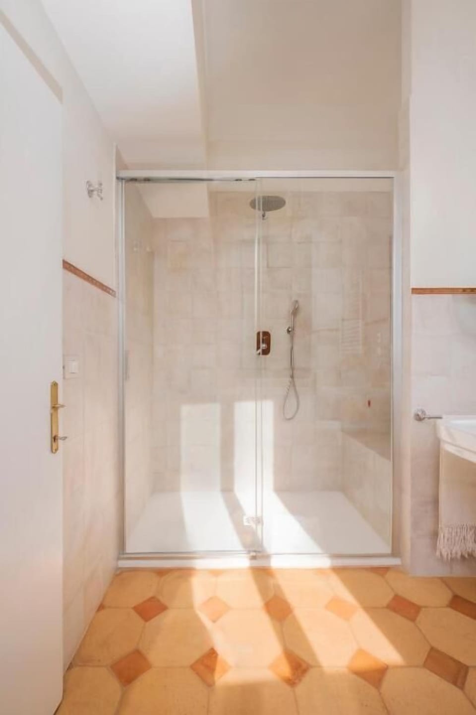Free toiletries, hair dryer, slippers, bidet