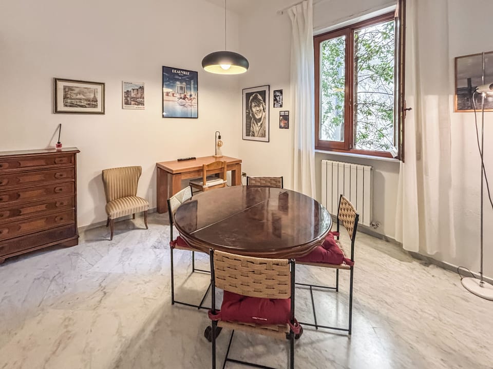 Apartment, Balcony | Living area