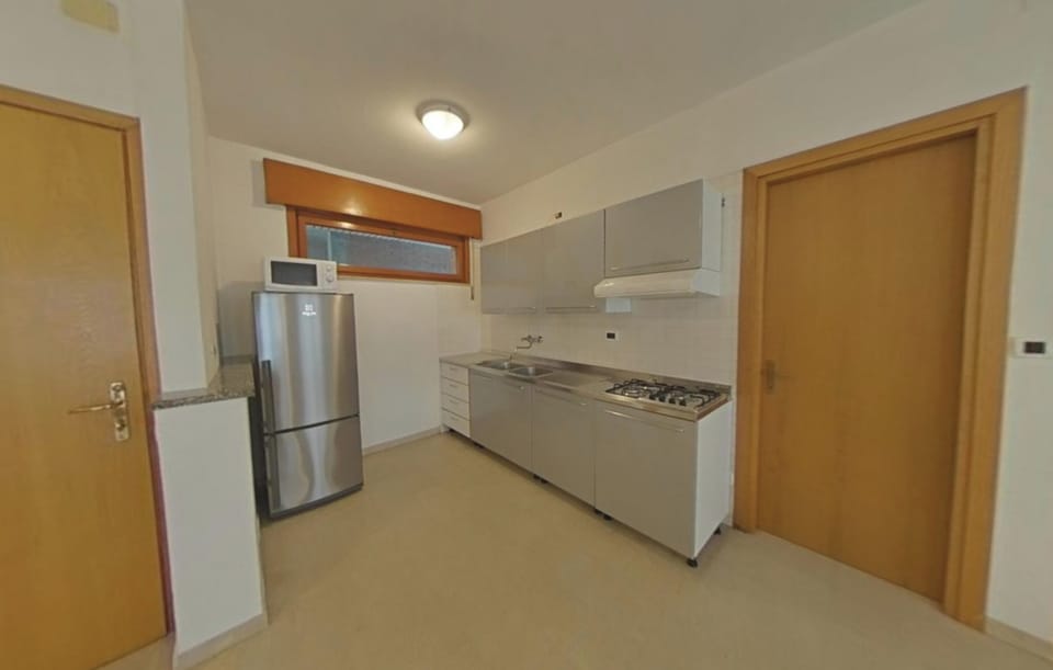Apartment, 2 Bedrooms, Balcony, City View | Interior