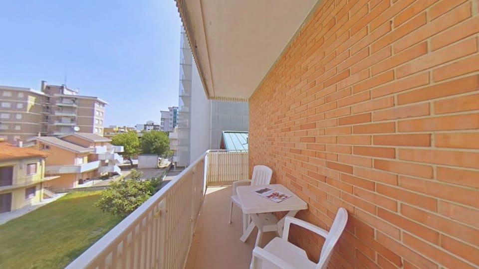 Apartment, 3 Bedrooms, Balcony, City View | Balcony
