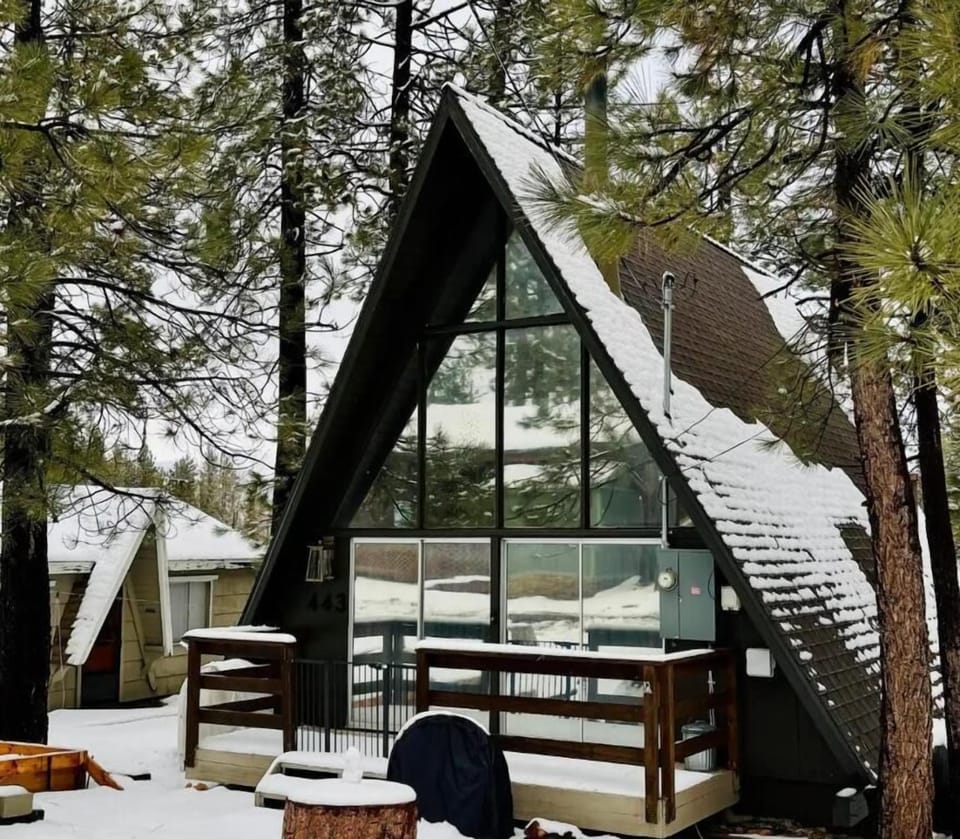 Basic House, Balcony, Mountain View | Exterior