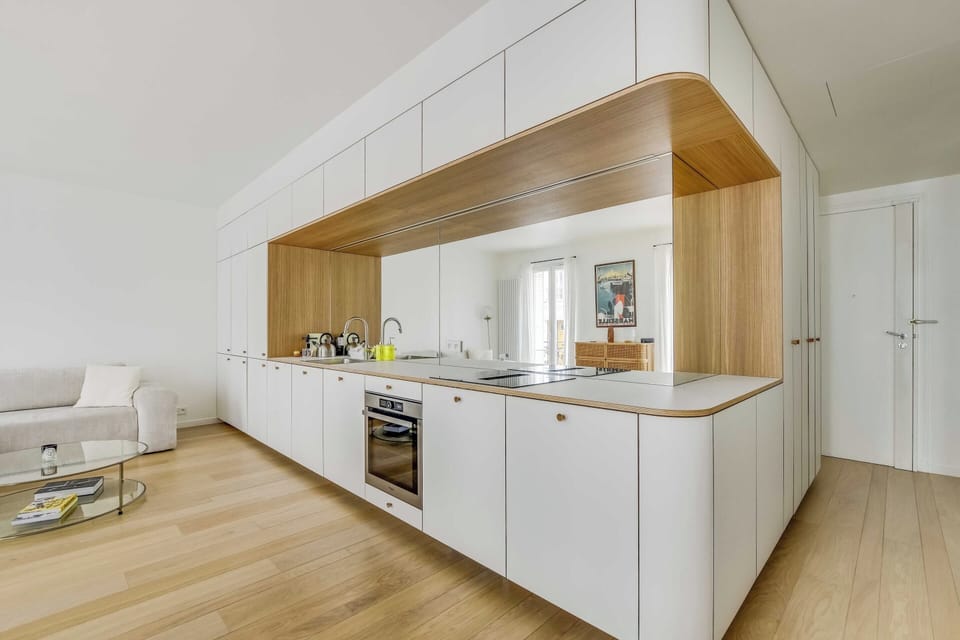 Apartment | Private kitchen | Fridge, microwave, oven, stovetop