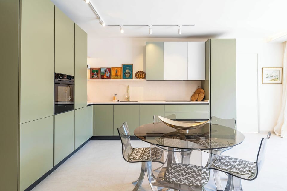 Apartment | Dining