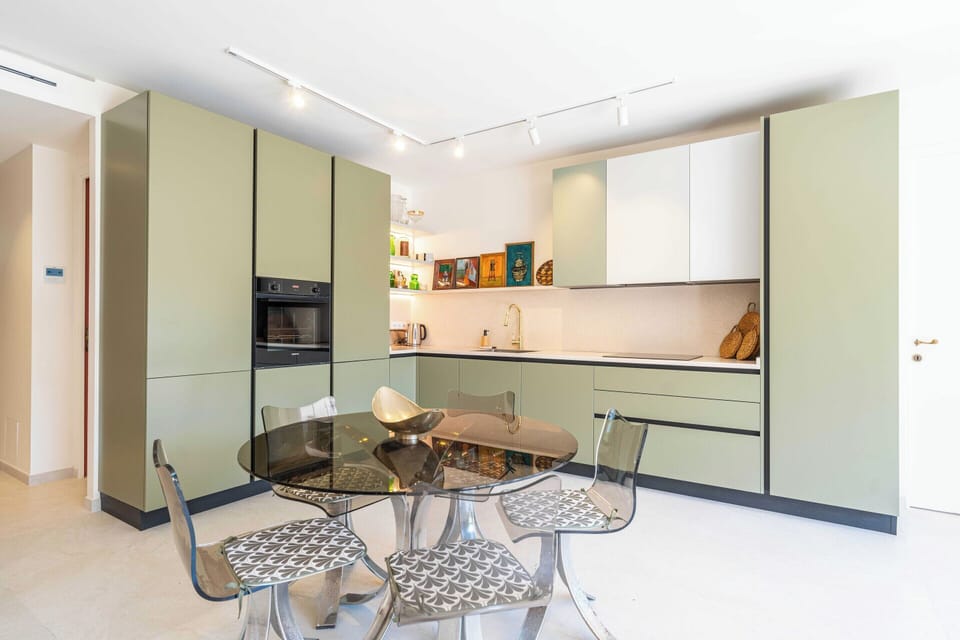 Apartment | Dining