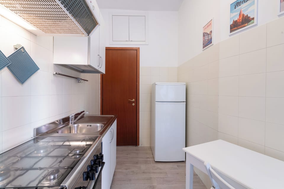 Apartment (1 Bedroom) | Private kitchen | Microwave, oven, stovetop, espresso maker