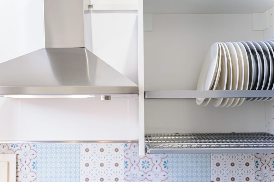 Apartment (3 Bedrooms) | Private kitchen | Espresso maker, microwave, stovetop, electric kettle