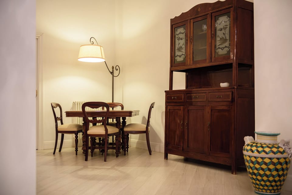 Apartment (3 Bedrooms) | Living area | 32-inch Smart TV with cable channels