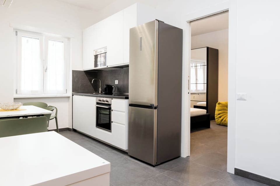 Apartment (1 Bedroom) | Private kitchen | Espresso maker, stovetop, electric kettle, cookware/dishes/utensils