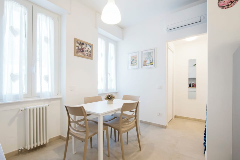 Apartment (1 Bedroom) | Interior