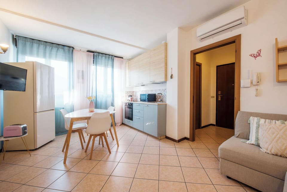 Apartment (1 Bedroom) | Interior