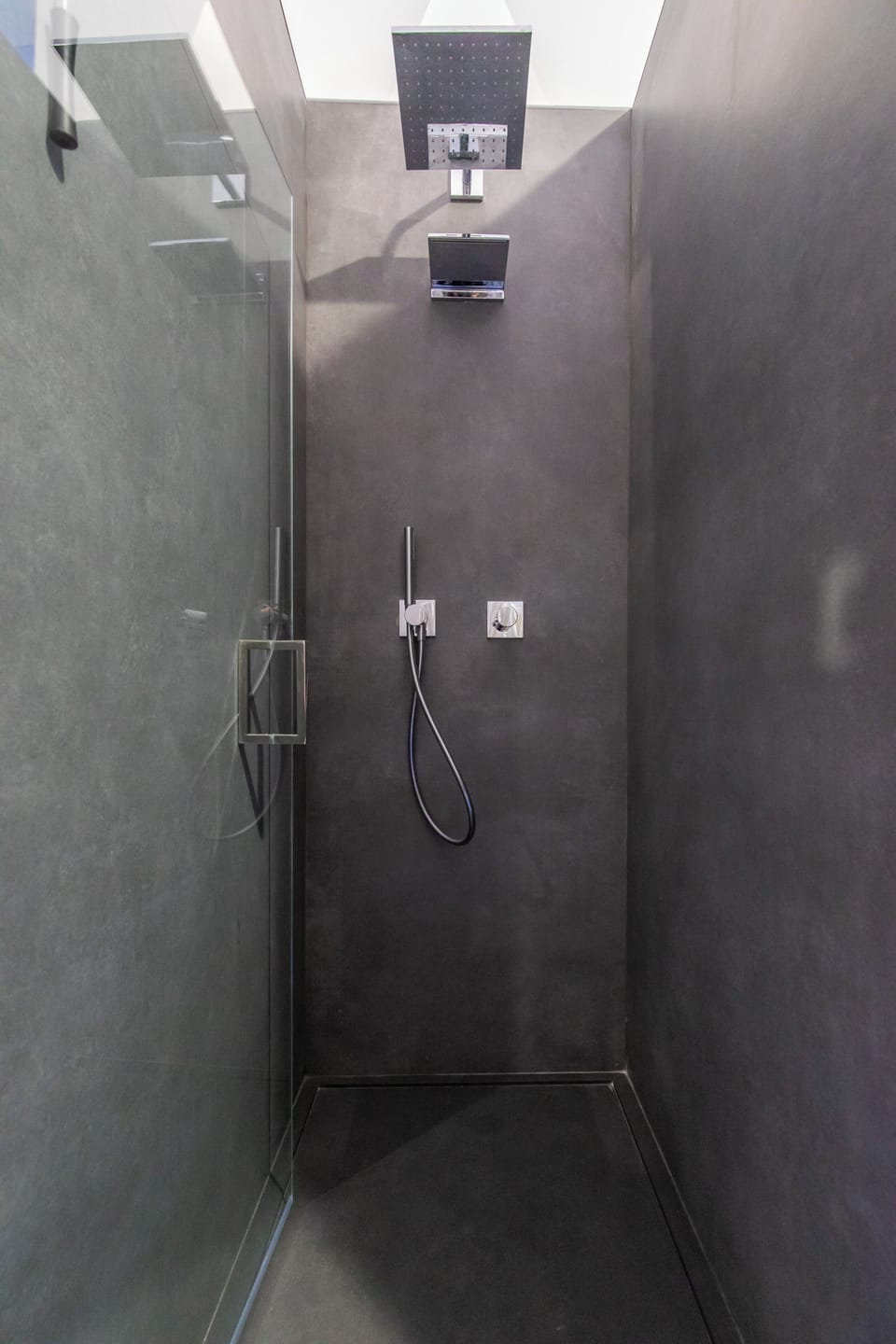 Design Room (1 Bedroom) | Bathroom | Shower, bidet
