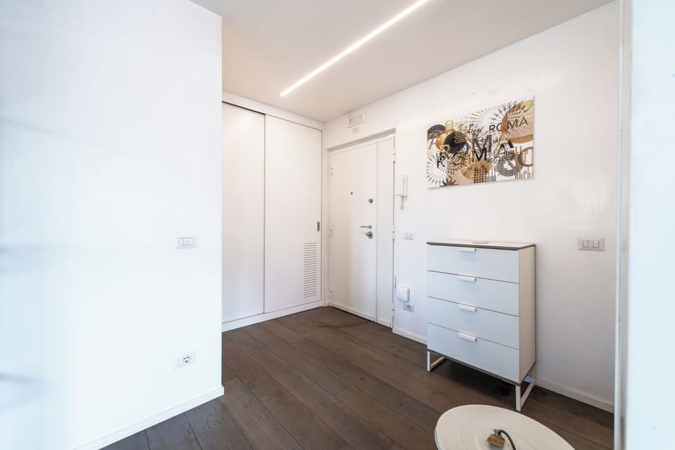 Apartment (1 Bedroom) | Living area | TV