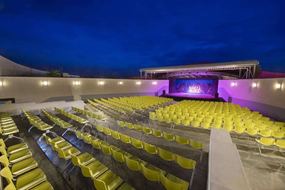Theater show