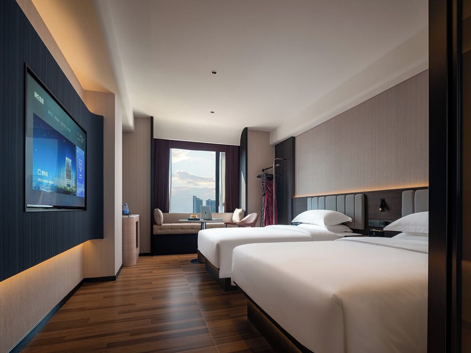 Superior Twin Room, City View | Egyptian cotton sheets, premium bedding, pillowtop beds